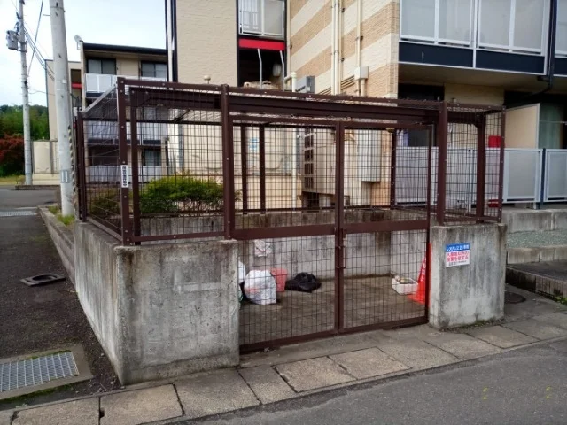 ごみ捨て場