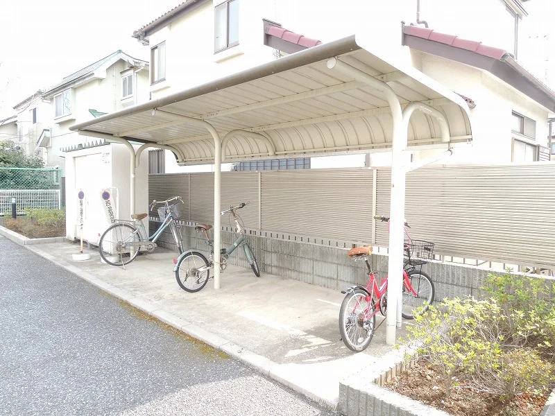 屋根付駐輪場