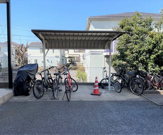 屋根付き駐輪場