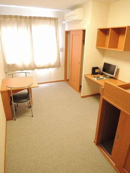 備え付けテーブル付