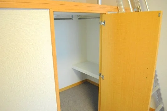 ハイベッド内部にもお荷物収納いただけます！