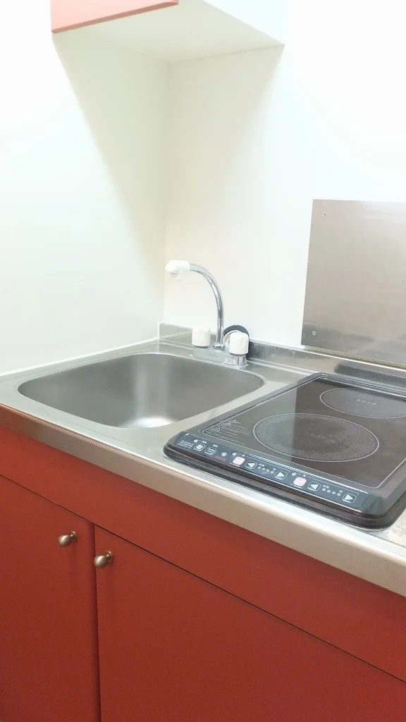 2口の電気コンロ付き