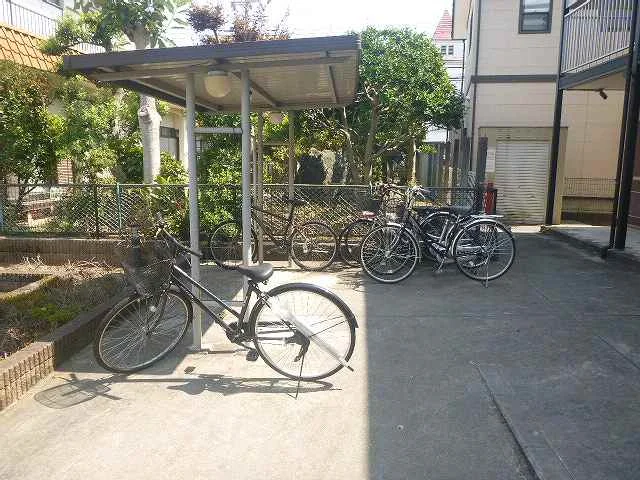 屋根付き駐輪場