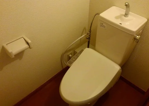 温水洗浄便座付