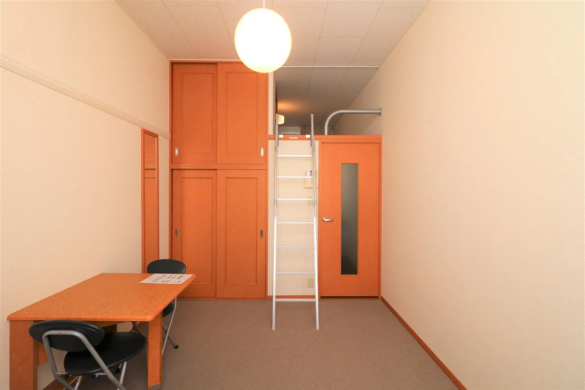 １Ｆはフローリング仕様・２Ｆは絨毯仕様になります。