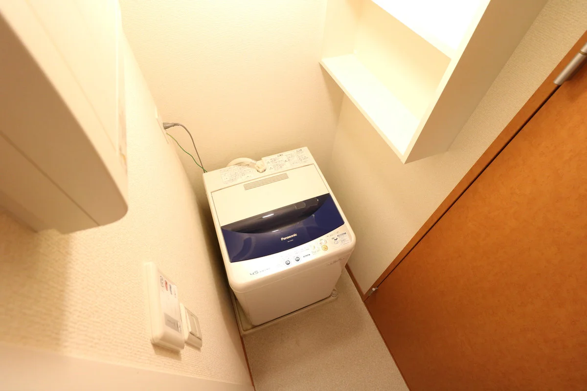 室内洗濯機完備によりお手軽に引越しが可能！