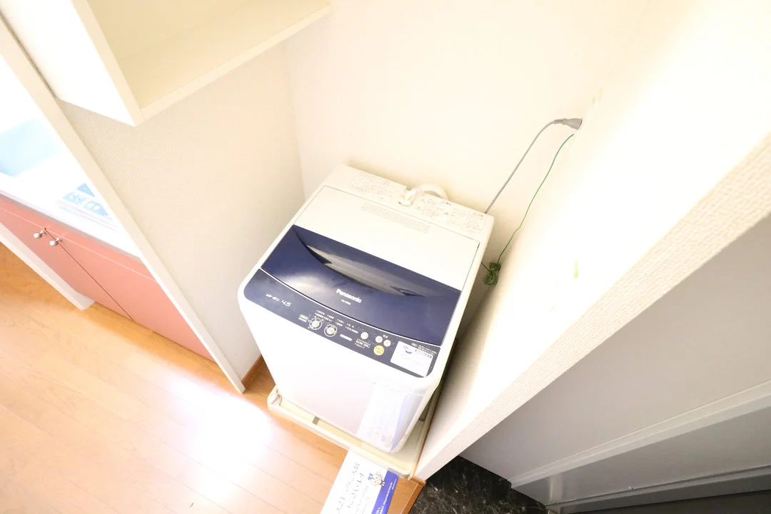 室内洗濯機完備によりお手軽に引越しが可能！