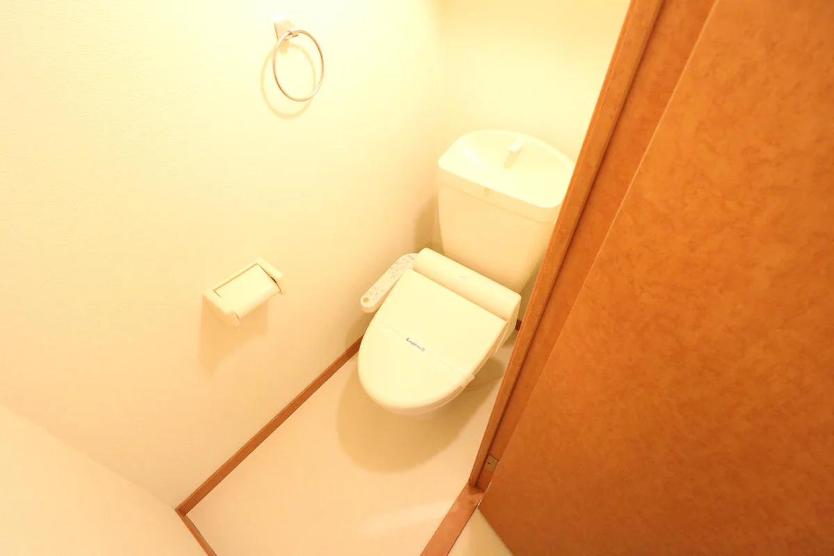 温水洗浄便座を完備しており快適な毎日を！