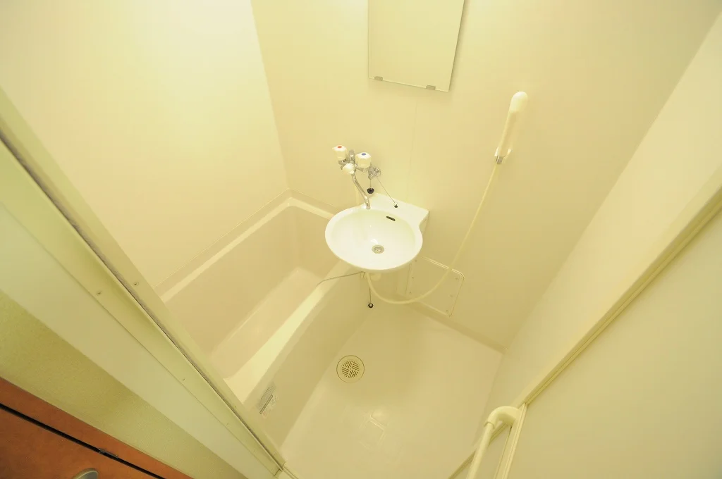 設備・仕様は号室により異なる為、現況を優先致します。