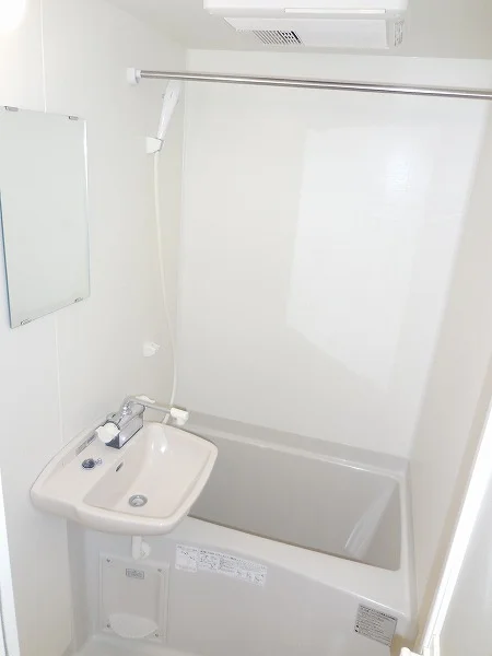 設備・仕様は号室により異なる為、現況を優先致します。