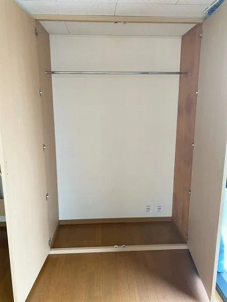 現況優先
