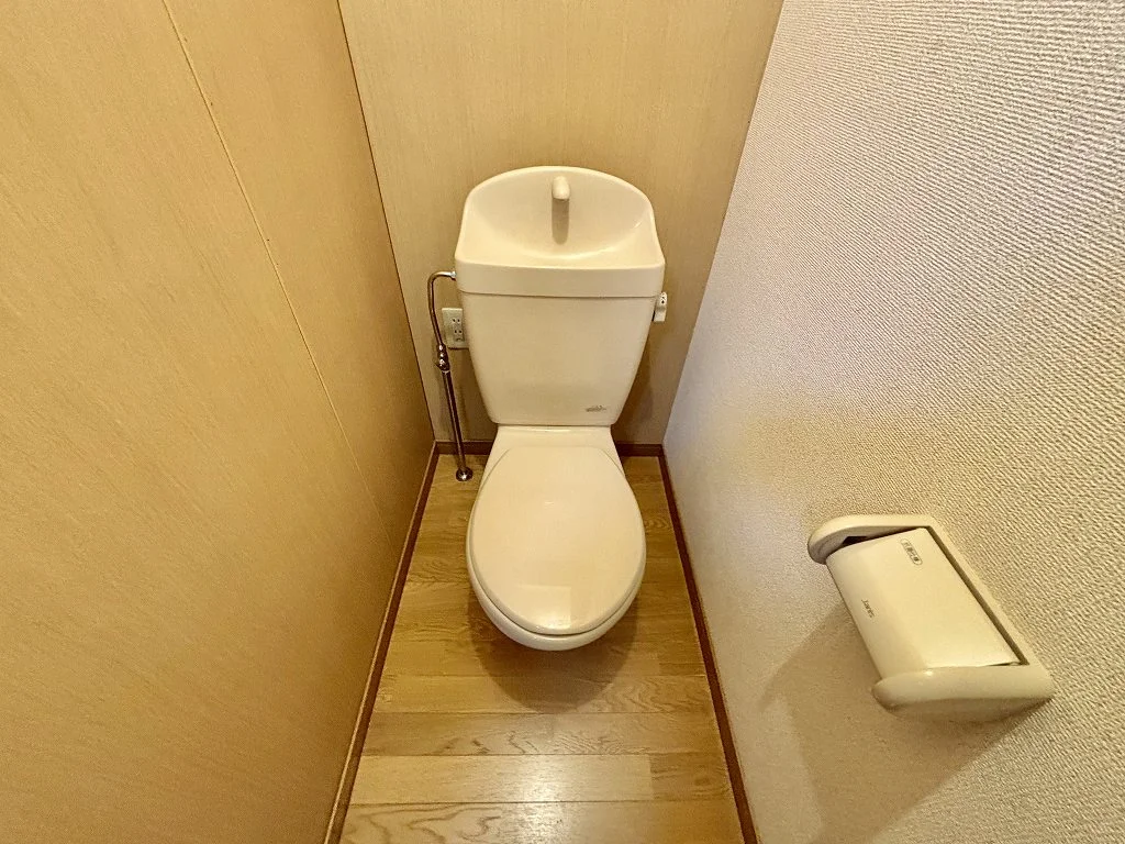 設備・仕様は号室により異なる為、現況を優先いたします。