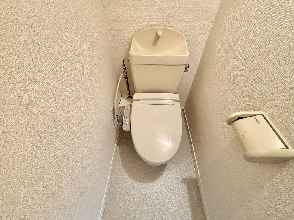 設備・仕様は号室により異なる為、現況を優先いたします。