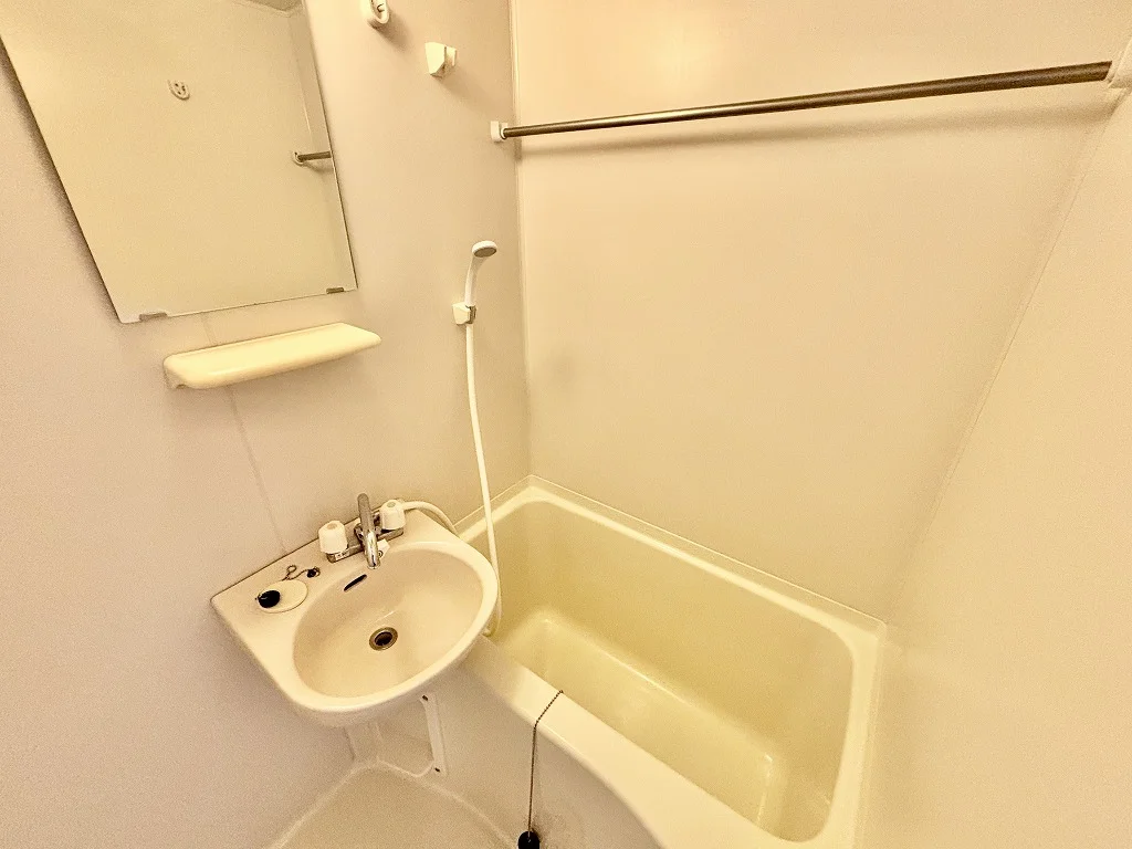 設備・仕様は号室により異なる為、現況を優先いたします。