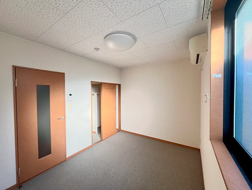 設備・使用は号室により異なる為、現状を優先いたします