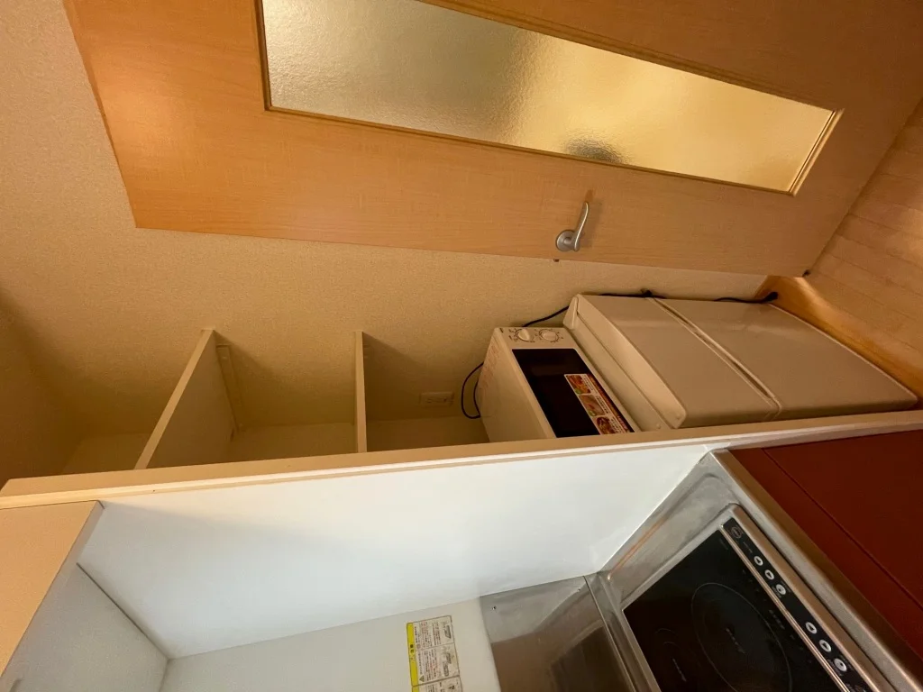 冷蔵庫・電子レンジ(お部屋毎に大きさ・ﾒｰｶｰ異なります）