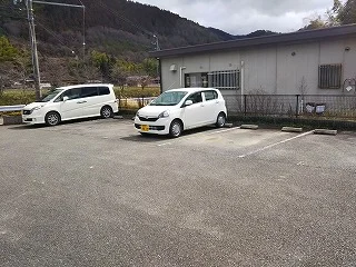 敷地内