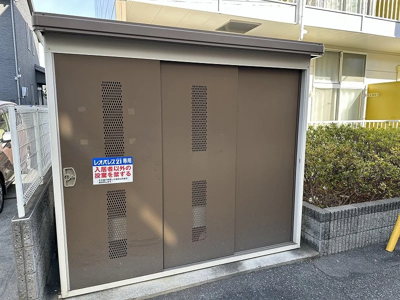 入居者様専用ゴミ庫となります