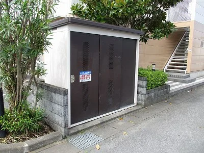 入居者様専用ゴミ庫です。