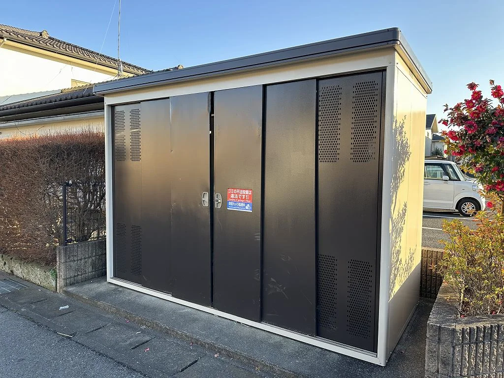 入居者様専用ゴミ庫となります