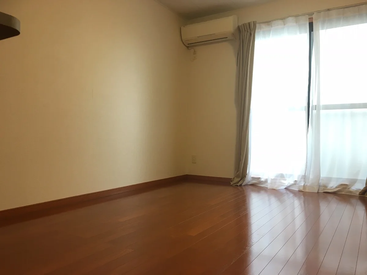 寝室兼用です。