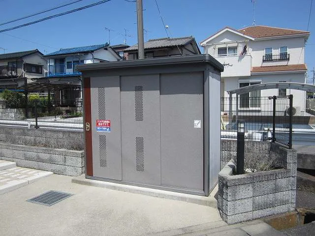 入居者様専用ゴミ庫です。