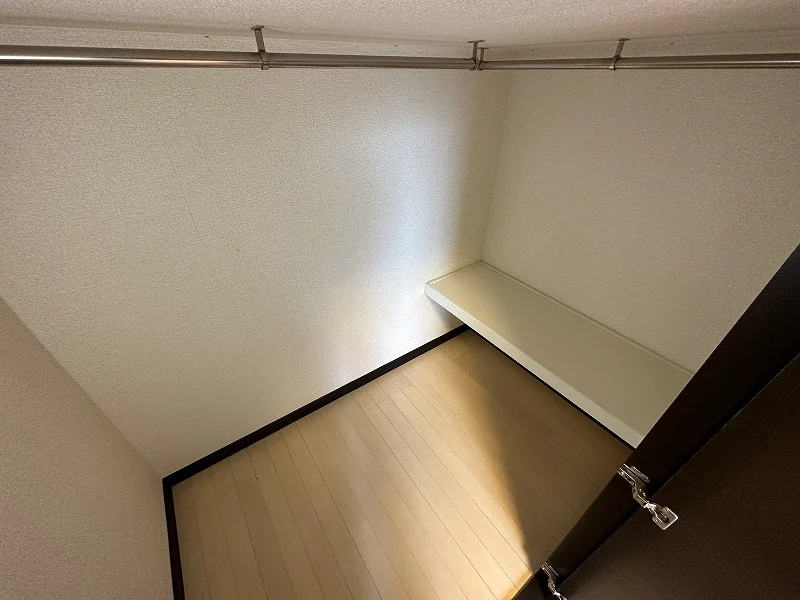 ベッド下収納