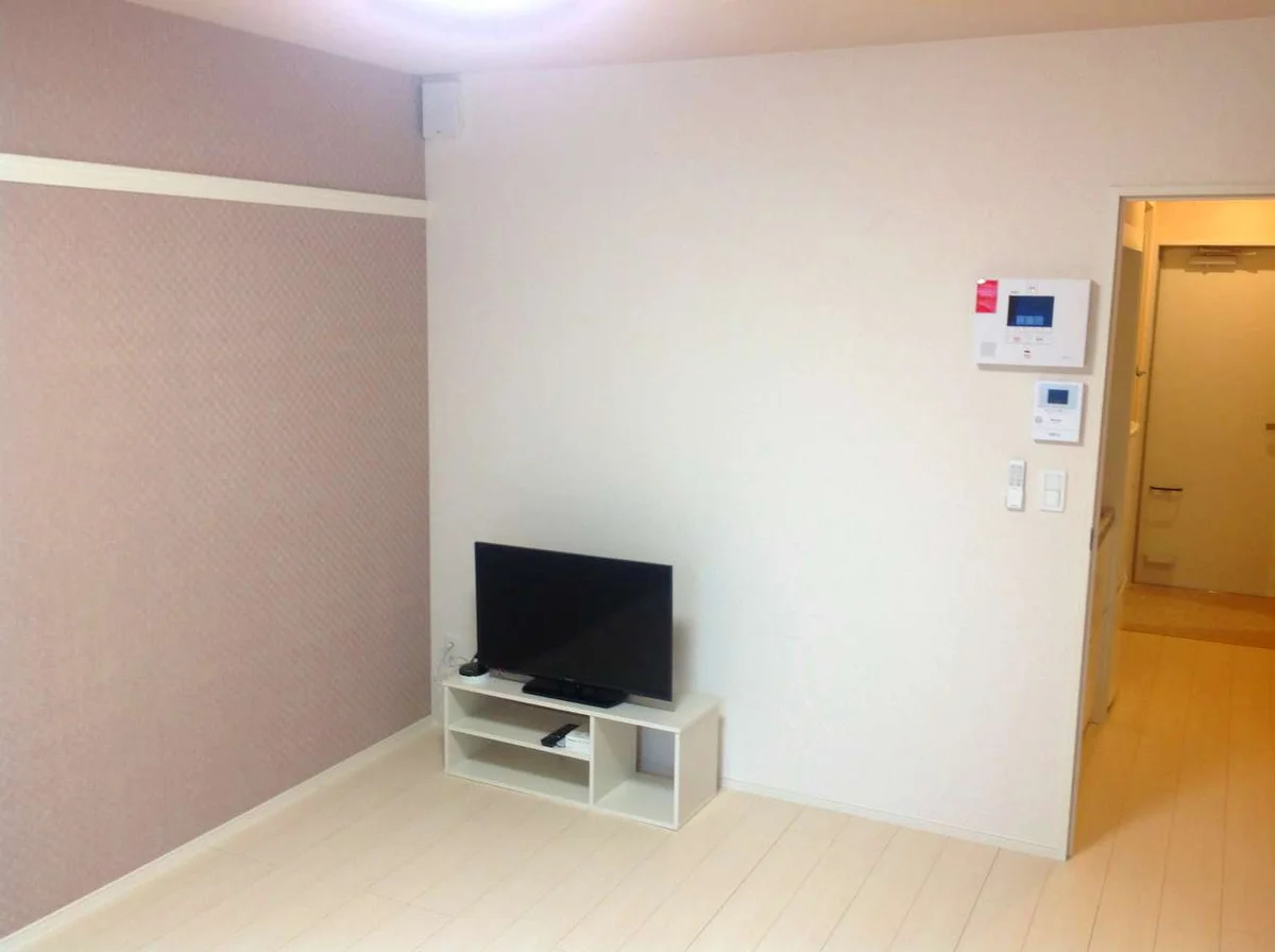 1Kなので居室兼寝室となります。反転プタイプあり