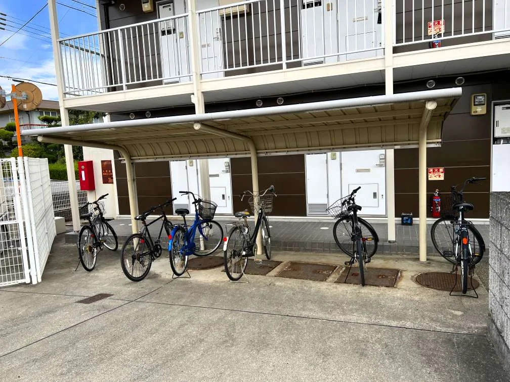 屋根付き駐輪場