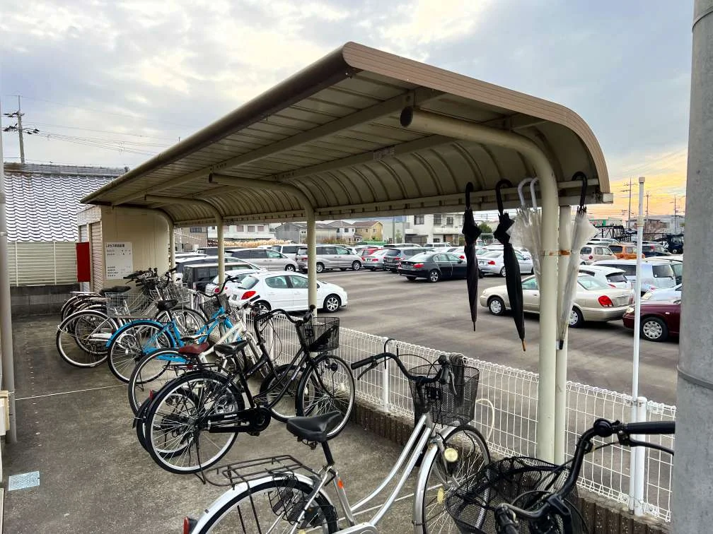 屋根付き駐輪場