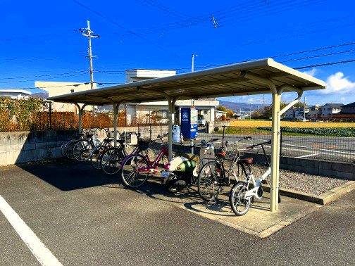 屋根付き駐輪場