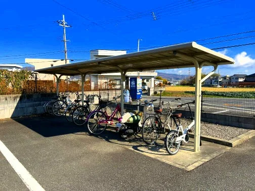 屋根付き駐輪場