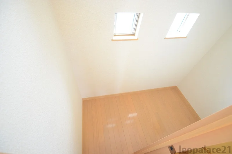 備品や設備仕様は号室等により異なります。現地をご確認ください。