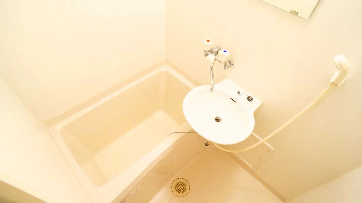 トイレと別なのでゆったり入っていただけます