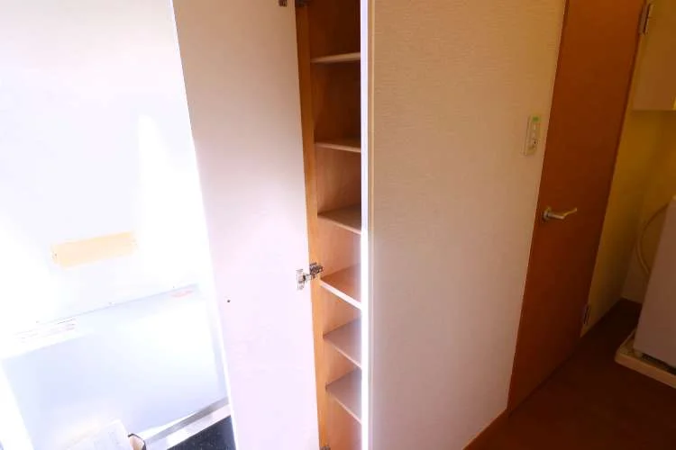 靴が沢山あっても収納可能な下駄箱