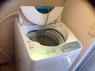 メーカーはお部屋によって異なります。