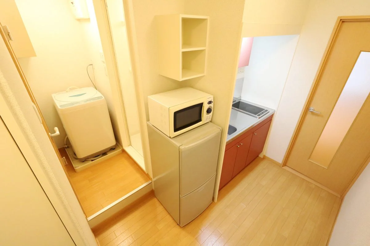 大型家具家電付きにより初めての一人暮らしの方も安心