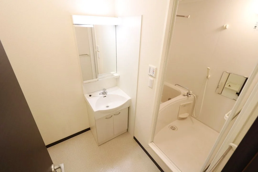 独立洗面台を完備しており女性の方にはおススメです。