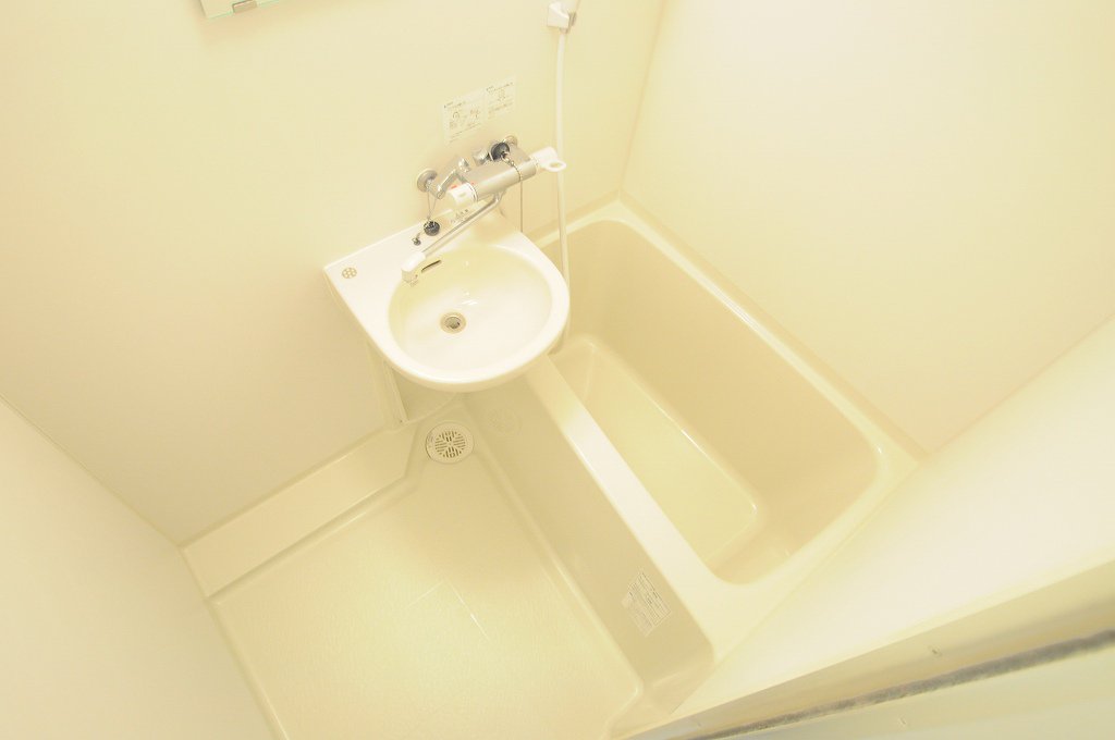 実際のお部屋と異なる場合がございます。