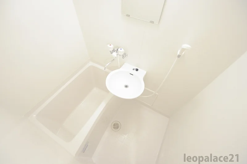 実際のお部屋と異なる場合がございます。