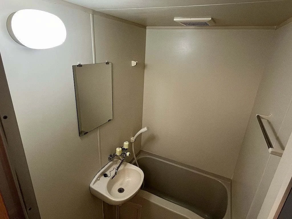 ※同タイプ部屋の写真となります