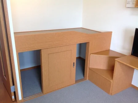 ２階はカーペットになります。