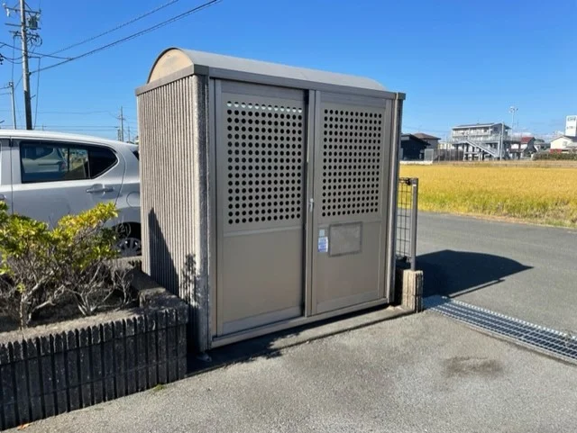 ゴミ捨て場