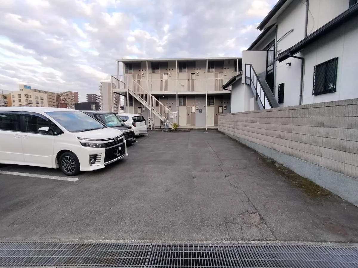 設備・仕様は号室により異なる為、現況を優先致します。