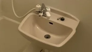 設備・使用は号室により異なる為、現況を優先致します。