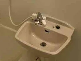 設備仕様は号室により異なる為、現況を優先致します。