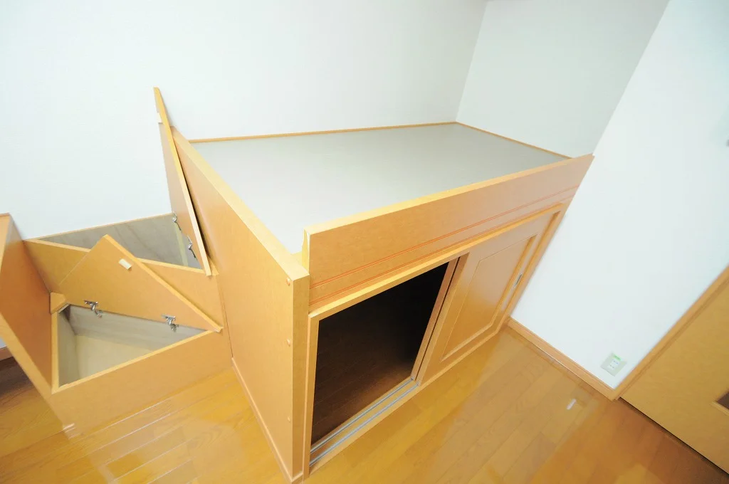 ※写真と現状が異なる場合は現状を優先　2Ｆカーペット