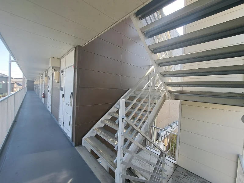 2Ｆ廊下、階段