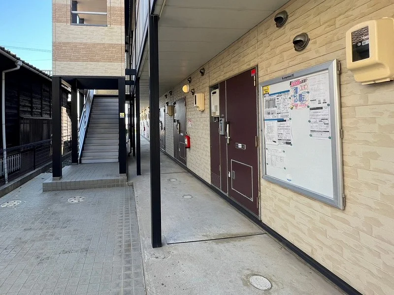 階段・インフォメーションボード