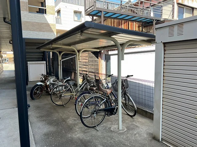 駐輪場